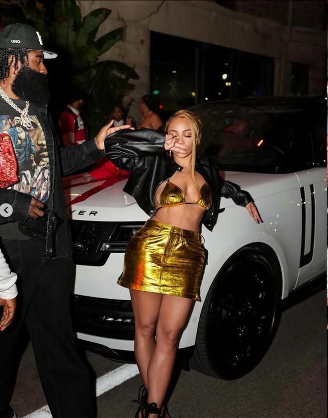 XA, Ou, 位服装设计