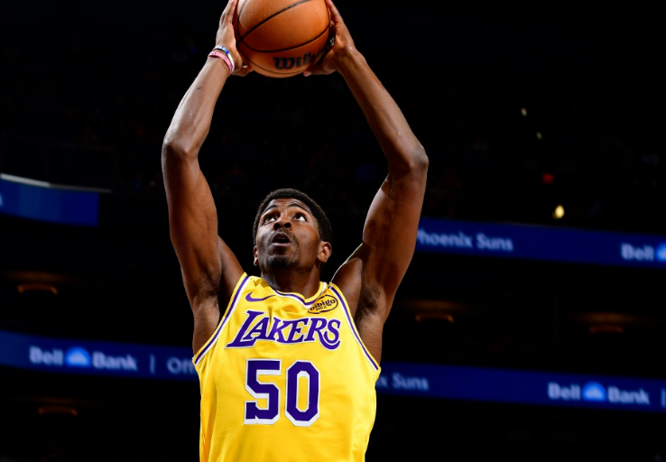 队训练营, 起初持有双 队训练营, 起初持有双