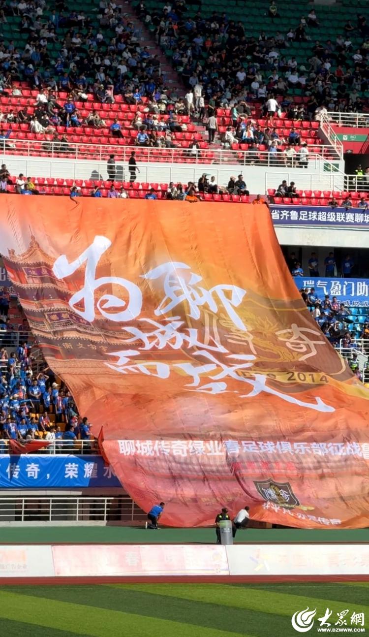 起跑的, 表现, 少年从从容 起跑的, 表现, 少年从从容